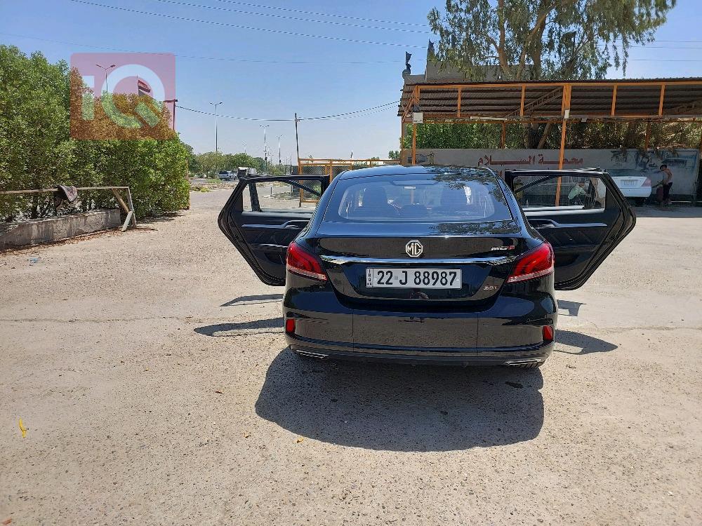 ئێم جی 6